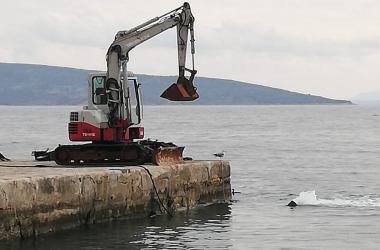 Radovi u luci Krk, siječanj 2020.g. Glavni mul