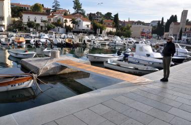 Riva u Malinskoj