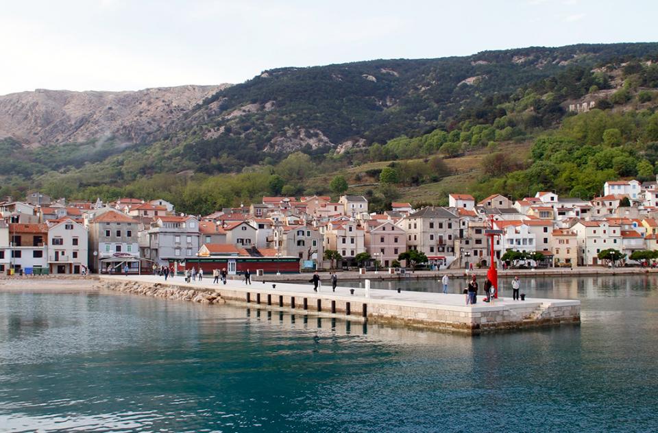 Baška Mala riva